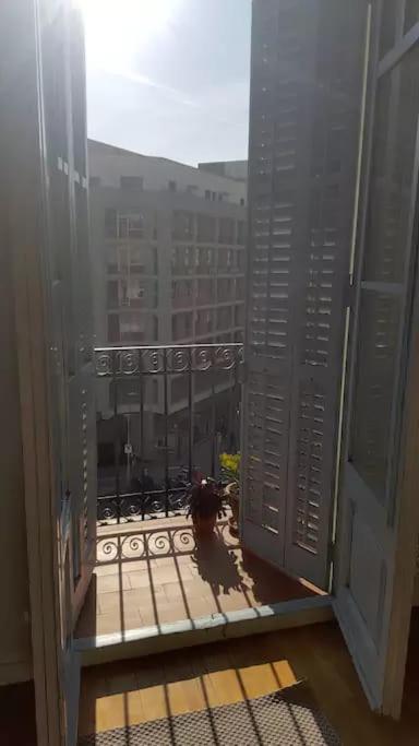 Apartament Piso En Sagrada Familia Barcelona Zewnętrze zdjęcie